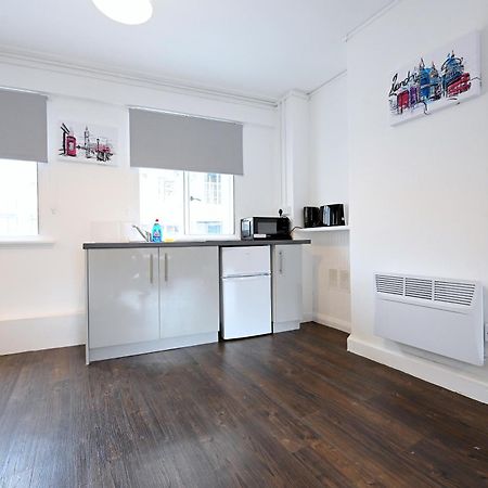 Centrally Located Flat In Leicester Square London Exterior foto